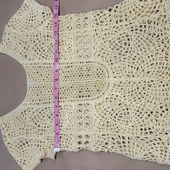 Cato Size XS Butter Yellow Open Knit Crochet Style Top, Exc. Used Condition - Picture 6 of 11
